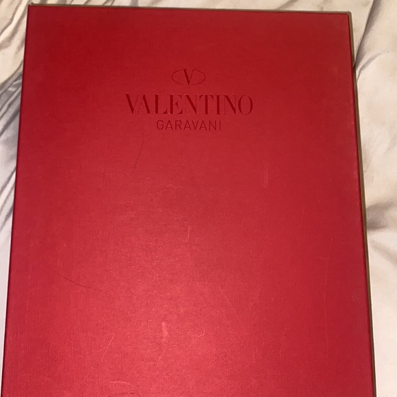 Valentino
Leopard-Print Rockstud Ankle-Strap Pumps - Picture 10 of 10